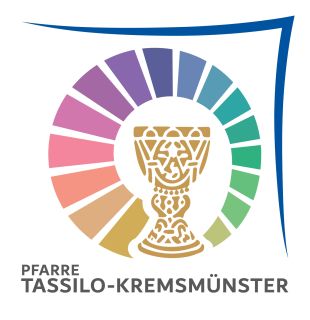 Pfarre Tassilo Kremsmünster: Tassilo Kelch umrahmt von vielen Pastellfarben, ein blauer Pfeil führt nach rechts oben